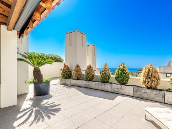 Sierra Blanca – 3B Luxury Penthouse – Seaviews
