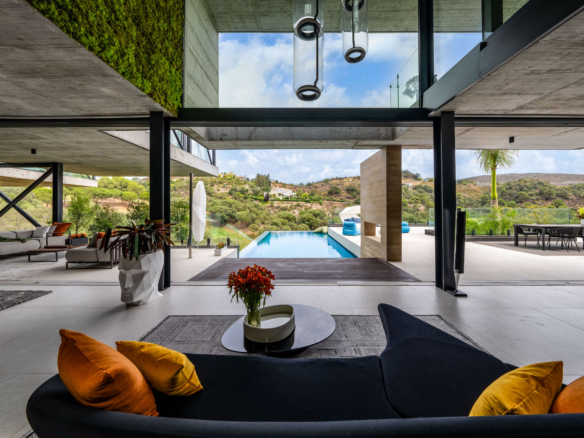 For sale 🏡 Contemporary Villa – Turnkey 🏌️‍♂️ Marbella Club Golf Resort 🌿 Gated