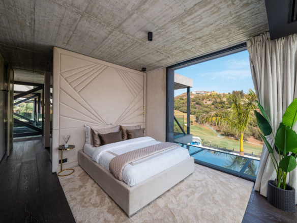 For sale 🏡 Contemporary Villa – Turnkey 🏌️‍♂️ Marbella Club Golf Resort 🌿 Gated