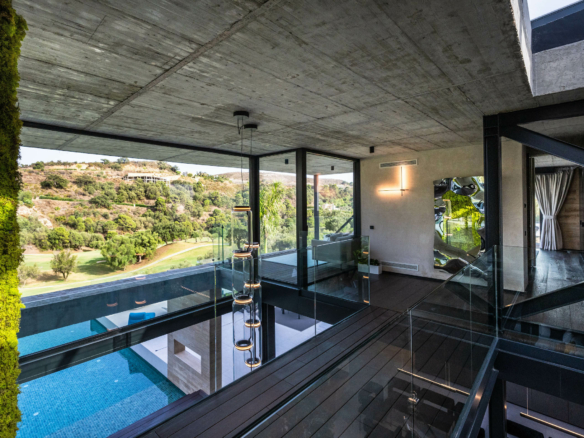 For sale 🏡 Contemporary Villa – Turnkey 🏌️‍♂️ Marbella Club Golf Resort 🌿 Gated