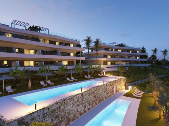 Estepona – 72 Apts & Penthouses – Sea Views- Oct. 2024