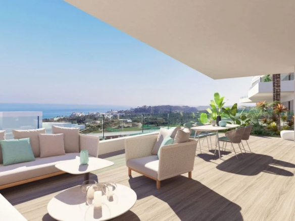 Estepona – 72 Apts & Penthouses – Sea Views- Oct. 2024