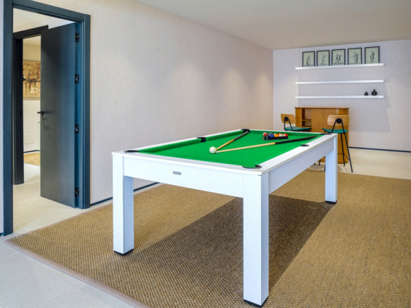 Nueva Andalucía – 5B Modern villa  – Turnkey
