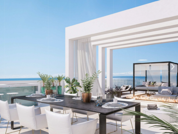 New Golden Mile – New 2/3 apts – Near Beach & School