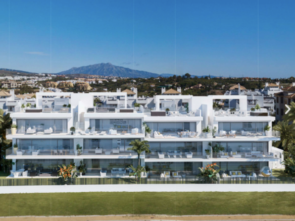 New Golden Mile – New 2/3 apts – Near Beach & School