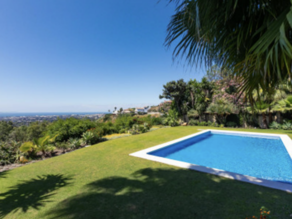 Benahavis  – 4B Luxury Villa – Sea Views