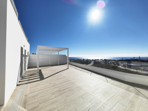 Estepona – New 3B Penthouse – Sea Views -Turnkey