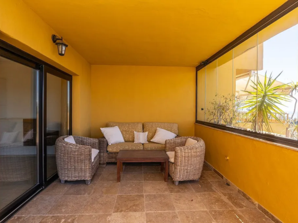 Bargain – Estepona – 3B Duplex Penthouse –  Sea views