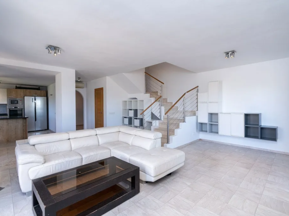 Bargain – Estepona – 3B Duplex Penthouse –  Sea views