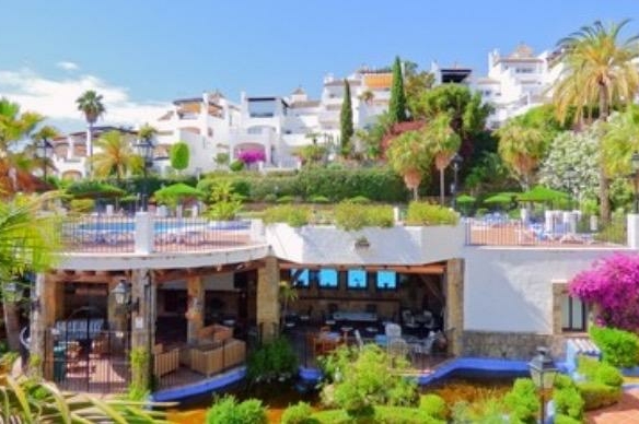 Bargain – Marbella – 3B Townhouse – Near Everything