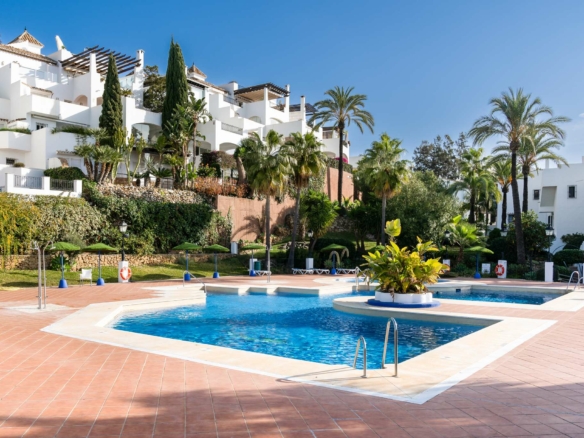 Bargain – Marbella – 3B Townhouse – Near Everything