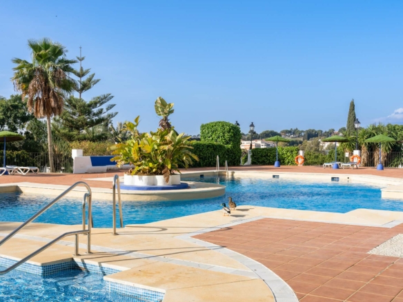 Bargain – Marbella – 3B Townhouse – Near Everything