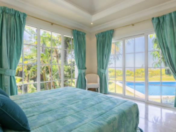 Benahavis  – 4B Luxury Villa – Sea Views