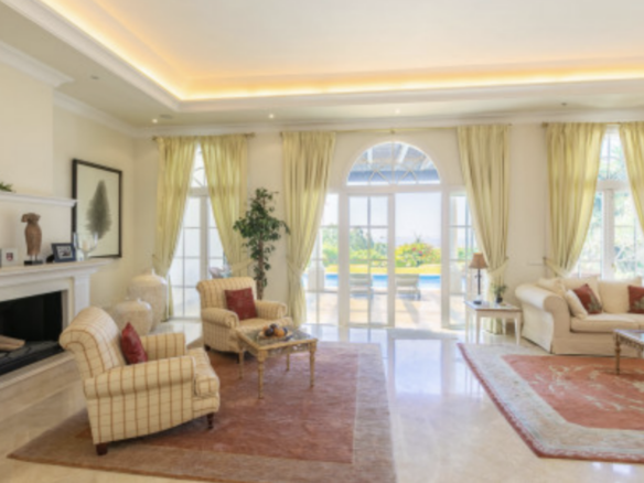 Benahavis  – 4B Luxury Villa – Sea Views