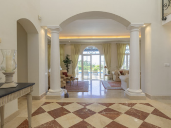 Benahavis  – 4B Luxury Villa – Sea Views