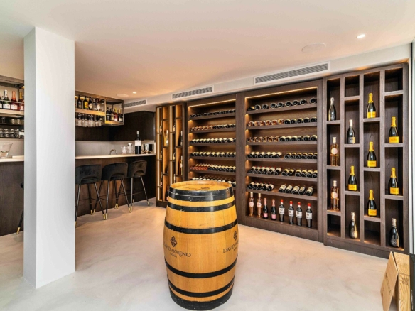 Puerto Banus  – 7B villa – Gated -Turn key