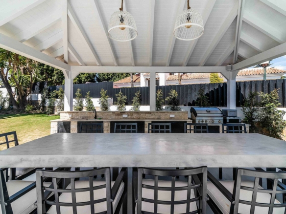 Puerto Banus  – 7B villa – Gated -Turn key