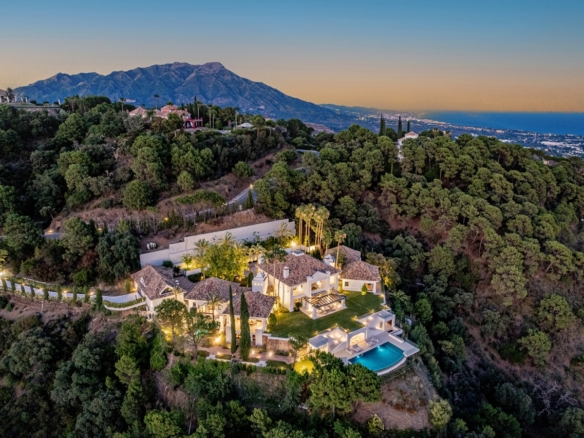 SOLD – La Zagaleta – 8B Classic Villa – Turnkey – Sea Views
