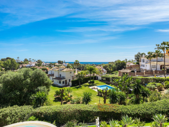 Calahonda – 4B villa – Sea views