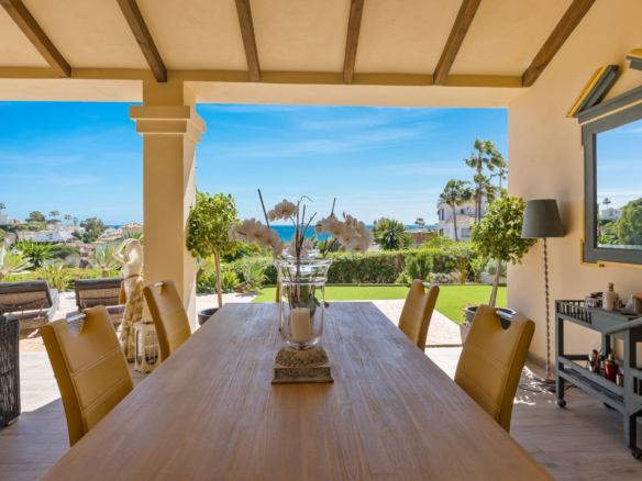 Calahonda – 4B villa – Sea views
