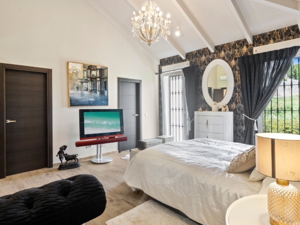 Calahonda – 4B villa – Sea views