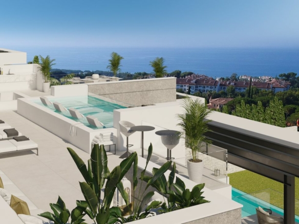 For Sale – Golden Mile – Modern 7B villa – Sea views 🌟