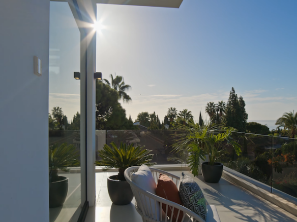 Golden Mile – Modern 5B Villa – Sea Views