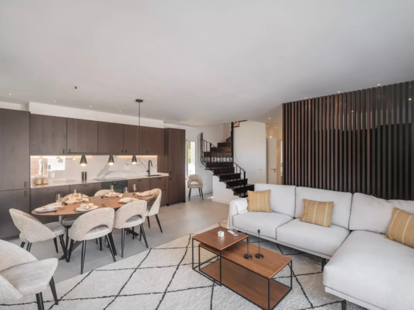 Aloha -4B Luxury Penthouse – Turnkey