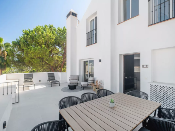 Aloha -4B Luxury Penthouse – Turnkey