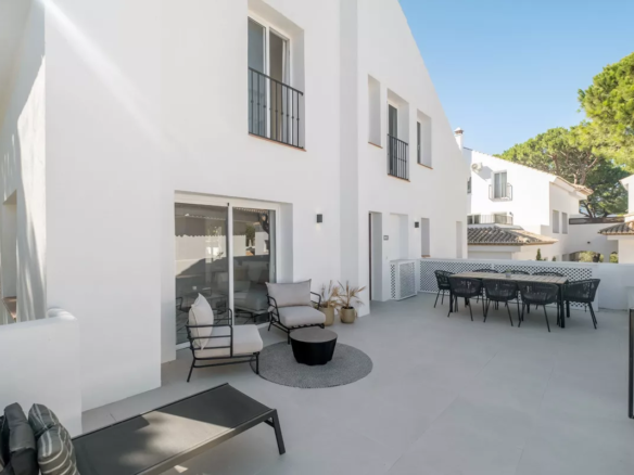 Aloha -4B Luxury Penthouse – Turnkey