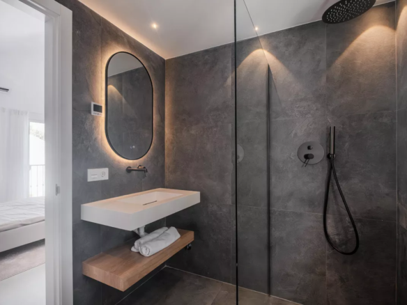 Aloha -4B Luxury Penthouse – Turnkey