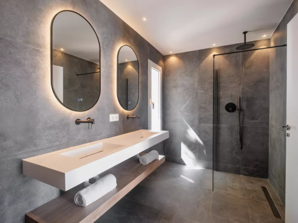 Aloha -4B Luxury Penthouse – Turnkey