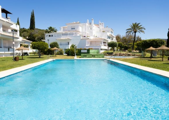 Bank repo -Marbella East 3B  – Near Golf & Sea