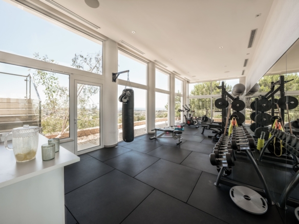 SOLD – Modern Villa in La Quinta Resort, Benahavís