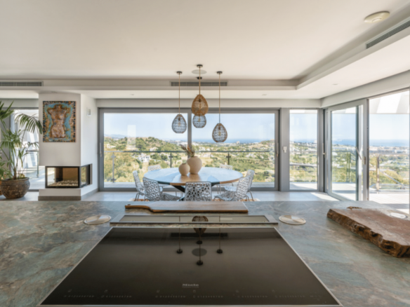 SOLD – Modern Villa in La Quinta Resort, Benahavís