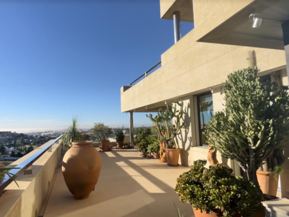 SOLD- Nueva Andalucia -1750m2 Sky villa – Panoramic Views – Huge Private Garage