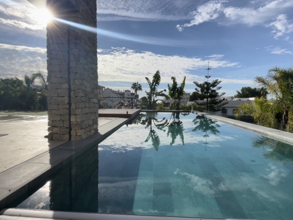 For Sale  – 🌟Nueva Andalucia – 2 x Modern villas – Near Puerto Banus