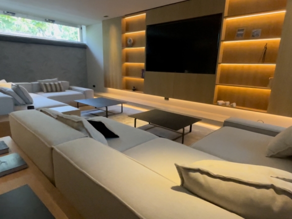 For Sale  – 🌟Nueva Andalucia – 2 x Modern villas – Near Puerto Banus
