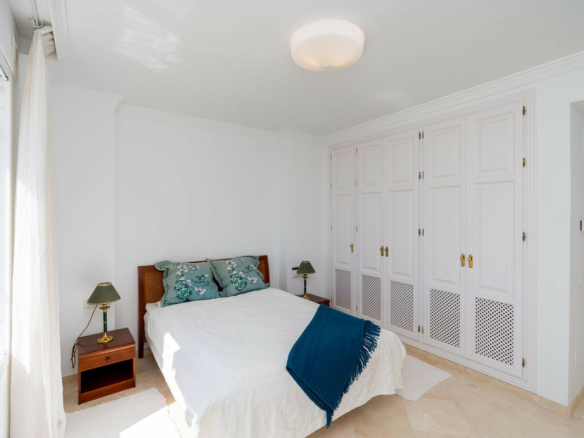 Reduced – Benahavís – 3B Penthouse – Panoramic Views
