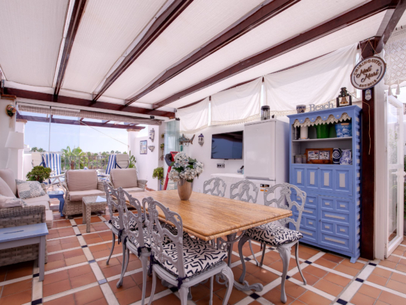 Puerto Banus – 2B Penthouse -Large Terrace – Walk to Beach