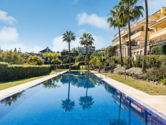 Golden Mile  -3B Penthouse  – Sea views – Turnkey