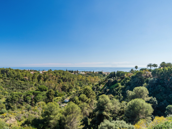Golden Mile  -3B Penthouse  – Sea views – Turnkey