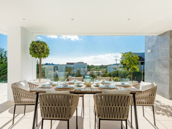 🏡 For Sale -Spectacular Contemporary Villa – La Alquería, Benahavís 🌅🏌️‍♂️