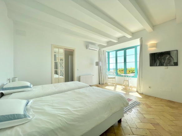 Paraiso Alto – 5B Luxury villa for sale – Sea Views