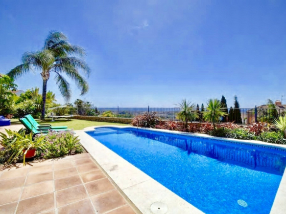 Benahavis – 🏡 Modern 4B Villa with Panoramic Views for Long Term Rental 🏡