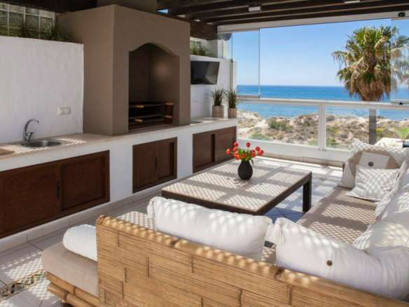 🏡 Luxury Villa for Long-Term Rent in Nueva Andalucía