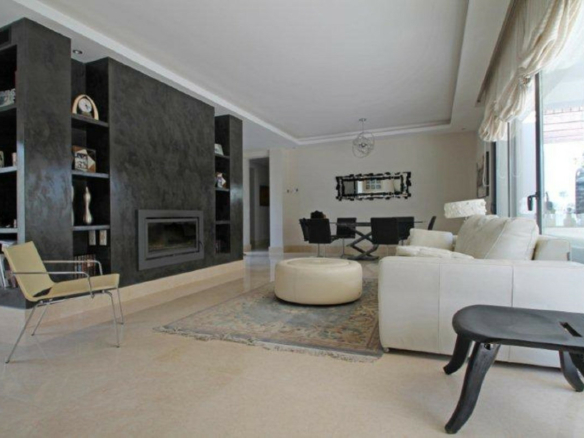 For  Rent 🏡 Luxurious  5B Villa on The Golden Mile 🏡  Gated – Near Beach