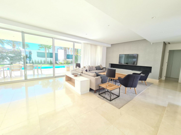 🏡 Stunning Contemporary Villa in Marbella for Long Term Rent 🏡