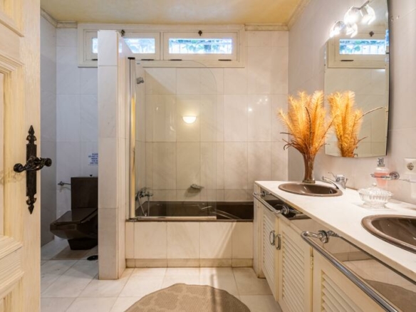 🏡 For Sale | Opportunity: Villa in Río Real Golf 🌅