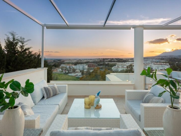 🏡 For Sale | Villa with Panoramic Views to the Sea, Gibraltar, and the African Coast 🌅